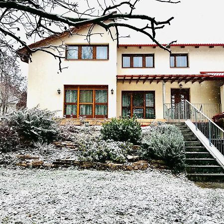 Villa Szofia Veszprem Apartments Экстерьер фото