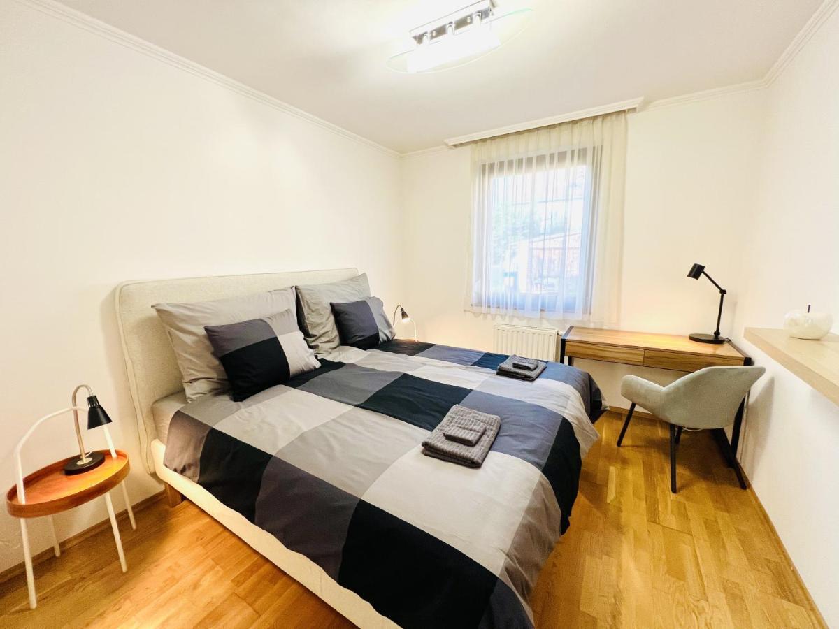 Villa Szofia Veszprem Apartments Экстерьер фото