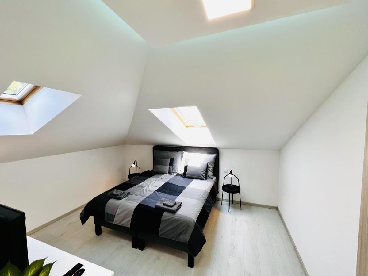 Villa Szofia Veszprem Apartments Экстерьер фото